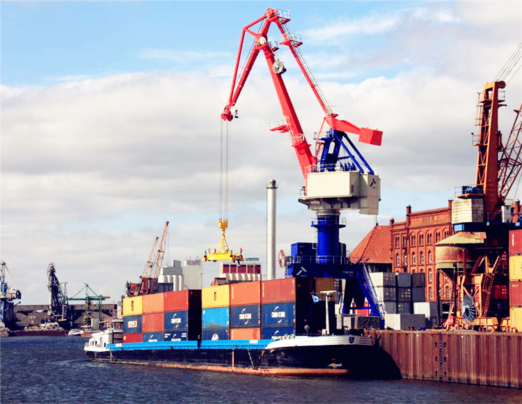 Port Cargo Crane