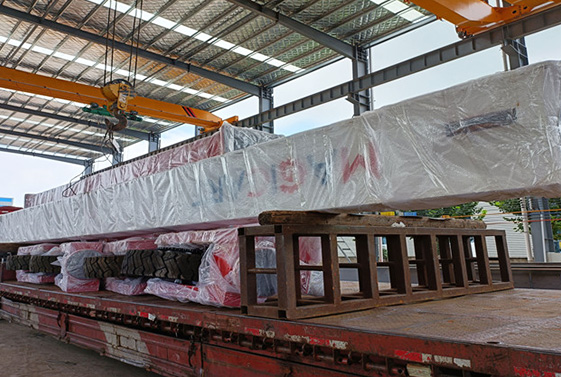 Factory Delivery of Mobile Gantry Cranes for Shipment to Chile