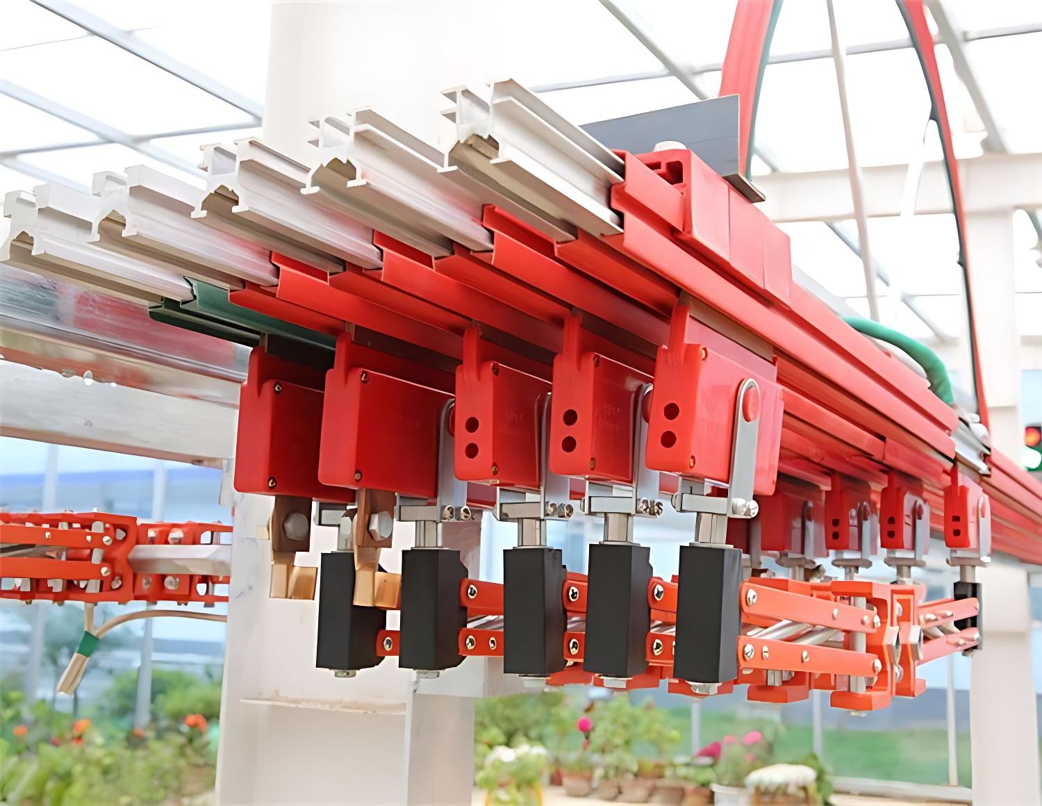 Single Pole Slide Bus Bar