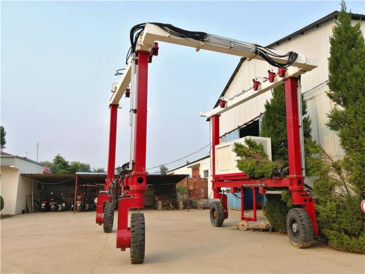 12t Boat Hoist, Travel Lift