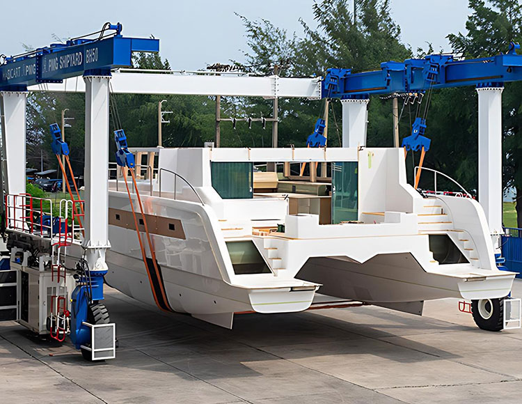 Mobile Boat Hoist -model BH 10~1000ton
